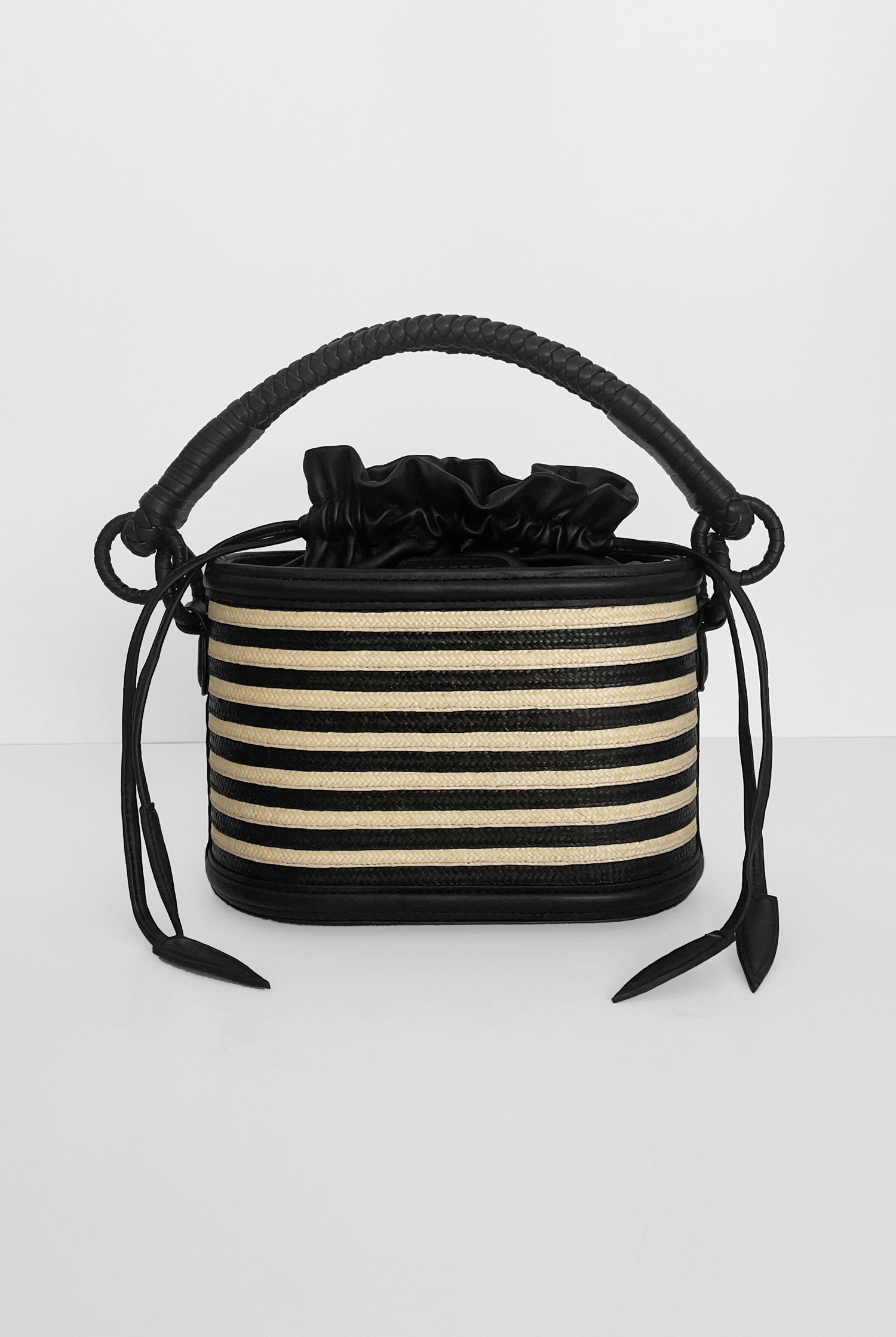 Caña Basket Bucket Bag, Stripes.