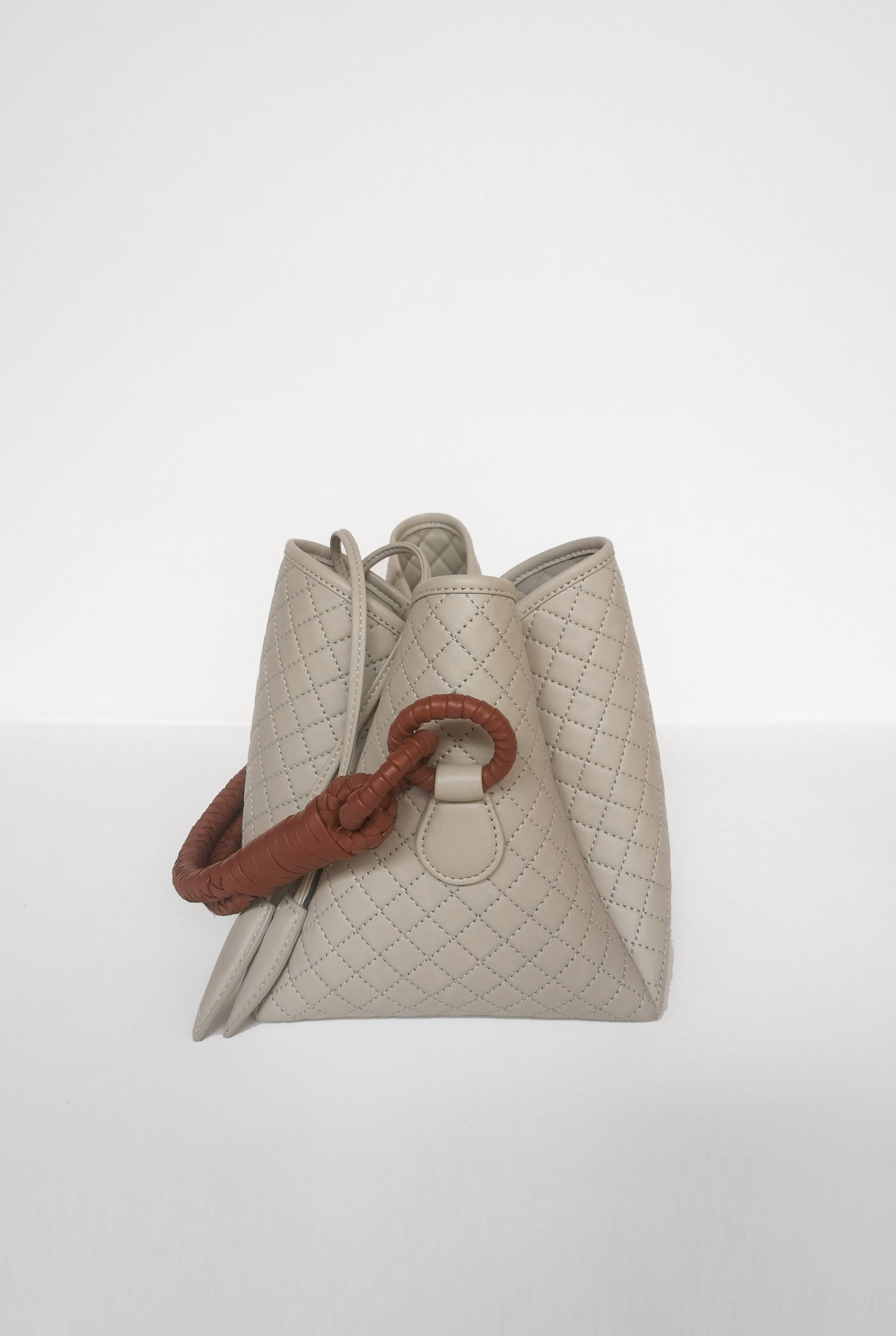 Tulip Mini Bucket Bag, Off-white & Brandy