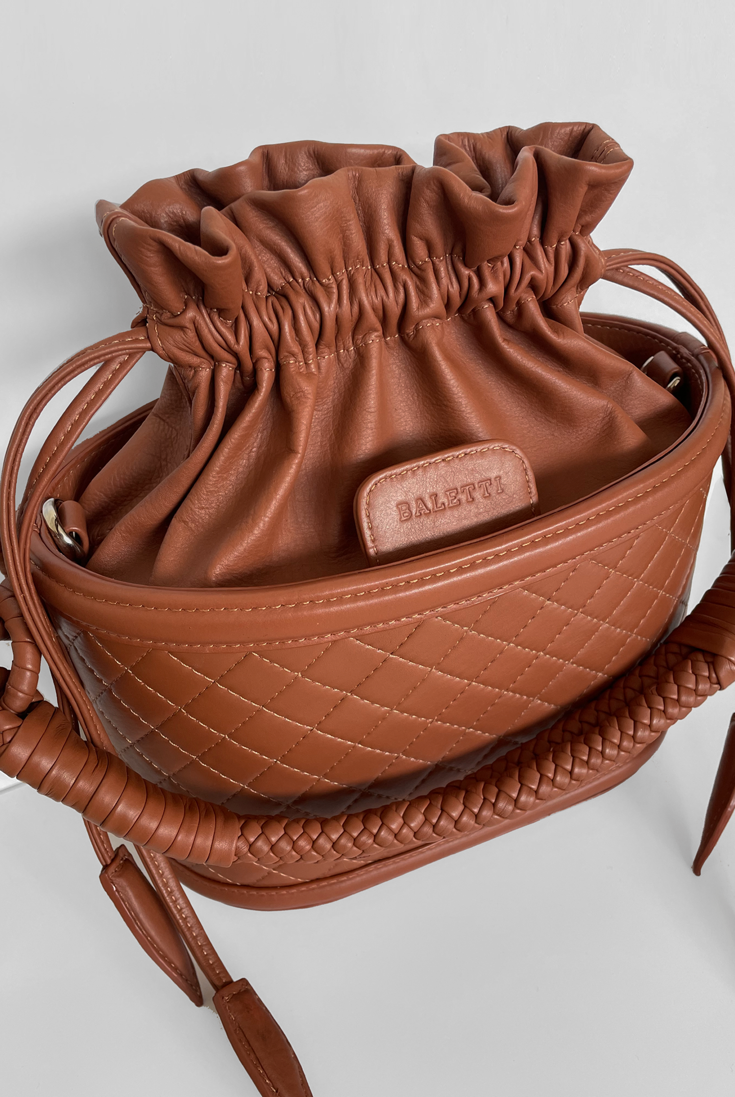 Basket Bucket, Brandy