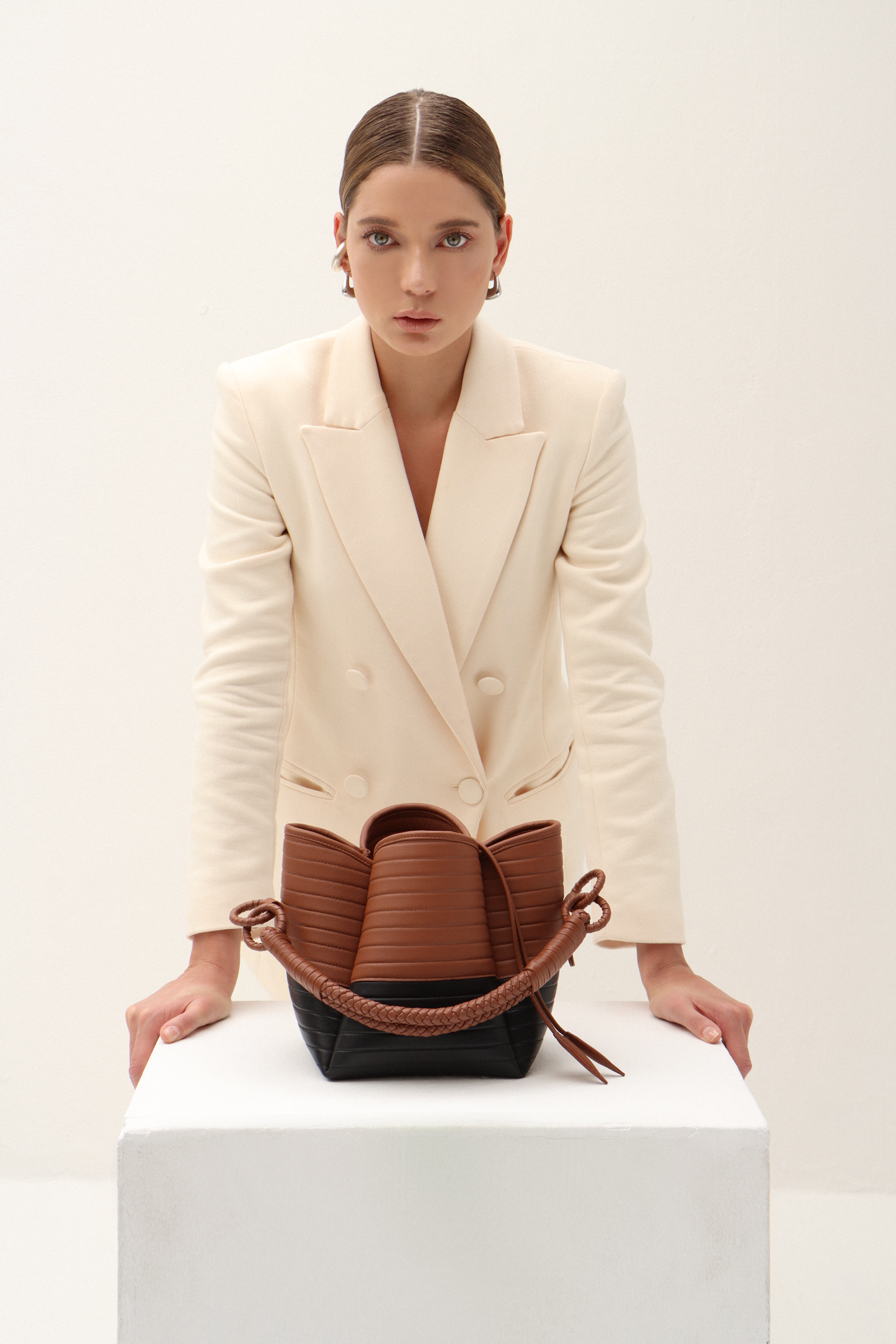 Tulip Oxford Bag, Black & Brandy