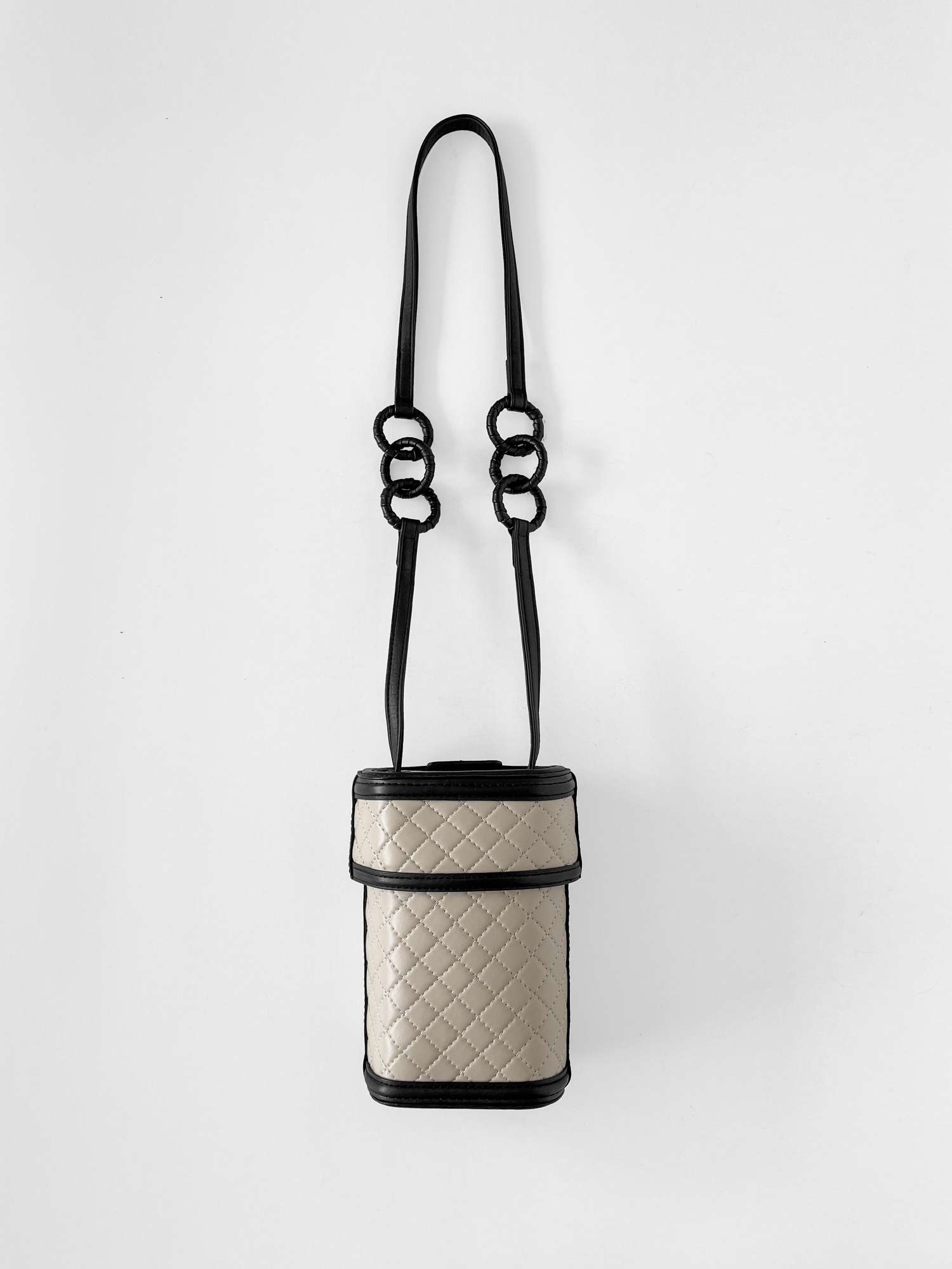 Scout Bag, Black & White